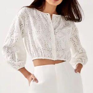 Love Bonito Akayla Broderie Reversible Crop Top Size Small White